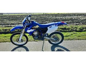 ② YAMAHA WR400F 1999