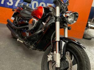 SUZUKI BOULEVARD M800