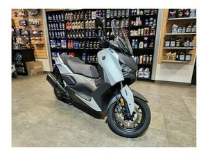 2023 YAMAHA XMAX