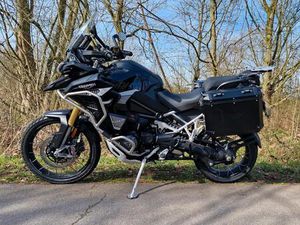 TRIUMPH TIGER 1200 RALLY EXPLORER