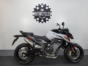 KTM 790 DUKE. 2024. 1 OWNER. QUICKSHIFTER+. KTM DEALER HISTORY.