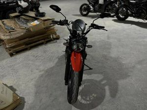 2023 DUCATI SCRAMBLER URBAN MOTARD STAR WHITE SILK AND DUCATI GP ’19 RED