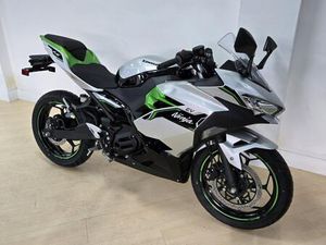 KAWASAKI NINJA E1 LEARNER LEGAL