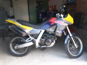 ZU VERKAUFEN APRILIA 650