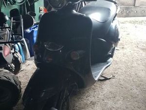 SKUTER RETRO APRILIA HABANA 125 4T ŻARÓW
