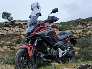 HONDA NC 750X COM TODOS OS EXTRAS OUT2020 VISEU