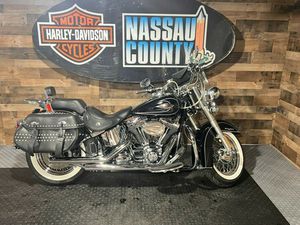 2011 HARLEY-DAVIDSON SOFTAIL® HERITAGE SOFTAIL® CLASSIC
