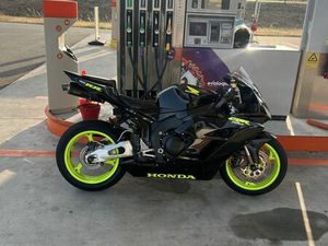HONDA CBR 1000RR SETÚBAL (SÃO JULIÃO, NOSSA SENHORA DA ANUNCIADA E SANTA MARIA DA GRAÇA)