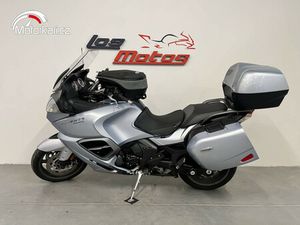 TRIUMPH TROPHY 1200 TOP