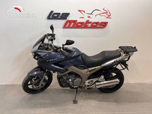 YAMAHA TDM 900