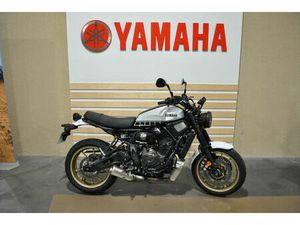 YAMAHA XSR 700 2024