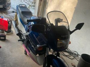 KAWASAKI GPZ 500 S