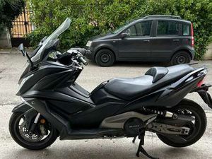 KYMCO AK 550