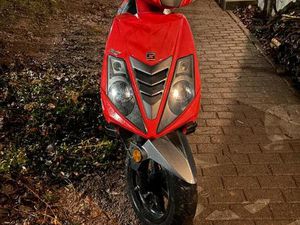 VERKAUFE EINE EXPLORER RACE GT 50