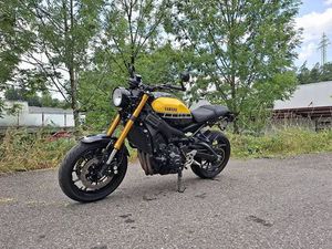 YAMAHA XSR 900 2015