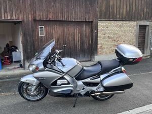 HONDA ST 1300 A