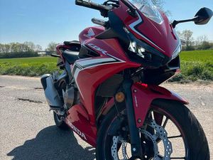 HONDA CBR500R