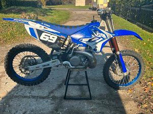 YAMAHA YZ 250