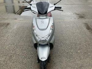 PEUGEOT KISBEE TE KOOP — SCOOTERS | PEUGEOT — MARKTPLAATS