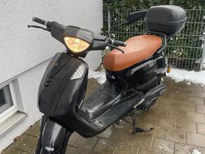 KSR VIONIS ELEKTROROLLER 50 CCM MIT LADEGERÄT