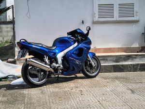 TRIUMPH SPRINT ST ISCRITTA FMI