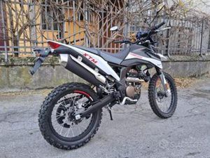 ENDURO MALAGUTI XTM 125 CC MOT. APRILIA LC.