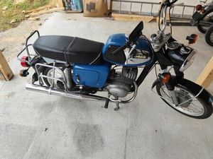 TS 125 Z DOKUMENTAMI LIPSKO