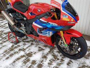 ② HONDA CBR 1000 RR-R SP 2025 FSBK SUPER ÉTAT