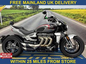 TRIUMPH ROCKET III TOURING