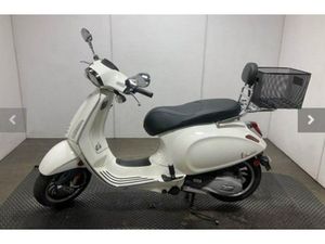 2019 VESPA SPRINT 150