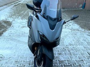 YAMAHA T-MAX 560, BJ. 2020, 22.000KM, TÜV 04/2026