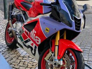 APRILIA RSV1000R BOLD’OR CASCAIS E ESTORIL