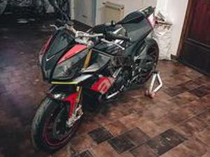 APRILIA TUONO 1000 - 2011