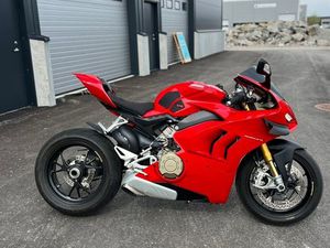 DUCATI PANIGALE V4 S
