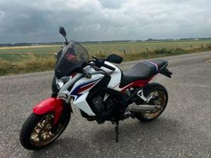 HONDA CB650F - NAKED BIKE IN TOPSTAAT! — MOTOREN | HONDA — MARKTPLAATS