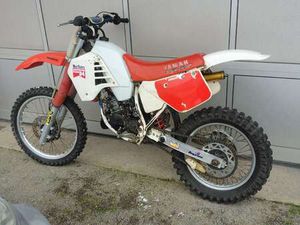 YAMAHA YZ 125