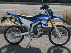 YAMAHA - WR250R