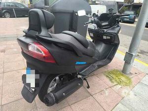 SUZUKI - BURGMAN 400