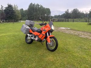 KTM 950 ADVENTURE