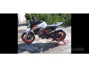KTM DUKE 890 R