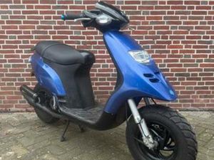 PIAGGIO (GILERA) TYPHOON 50CC 2-TAKT – 1999 – 16.521 KM — SCOOTERS | PIAGGIO — MARKTPLAATS