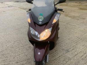 YAMAHA - MAJESTY 400