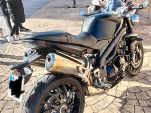 TRIUMPH - SPEED TRIPLE