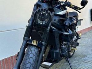 YAMAHA - XSR700 RETRO/SCRAMBLER