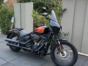 HARLEY DAVIDSON STREET BOB 114 SOFTAIL MILWAUKEE-EIGHT
