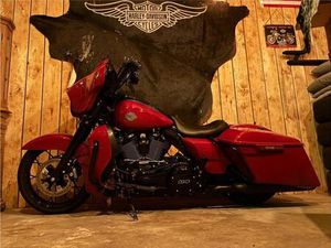HARLEY-DAVIDSON STREET GLIDE SPECIAL