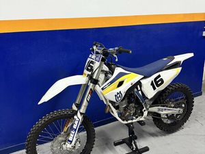HUSQVARNA 250 FC 2015
