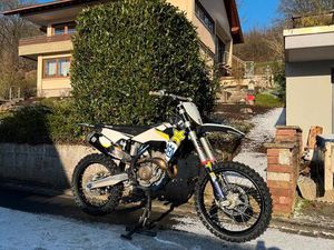 HUSQVARNA FC 350 2020 80BH BREMBO, TITANFUßRASTEN