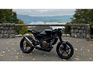 HUSQVARNA VITPILEN 701, AKRAPOVIC WENIG KM, NAKED BIKE