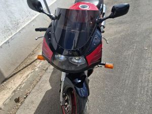 VENDO SUZUKI GSXR 1100 MOURA (SANTO AGOSTINHO E SÃO JOÃO BAPTISTA) E SANTO AMADOR